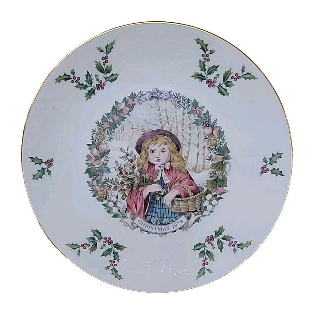 Vintage 1978 Royal Doulton Christmas Plate Bone China 2nd In Series 8.25in